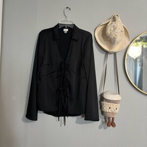 Silk Tie - Front Long Sleeve